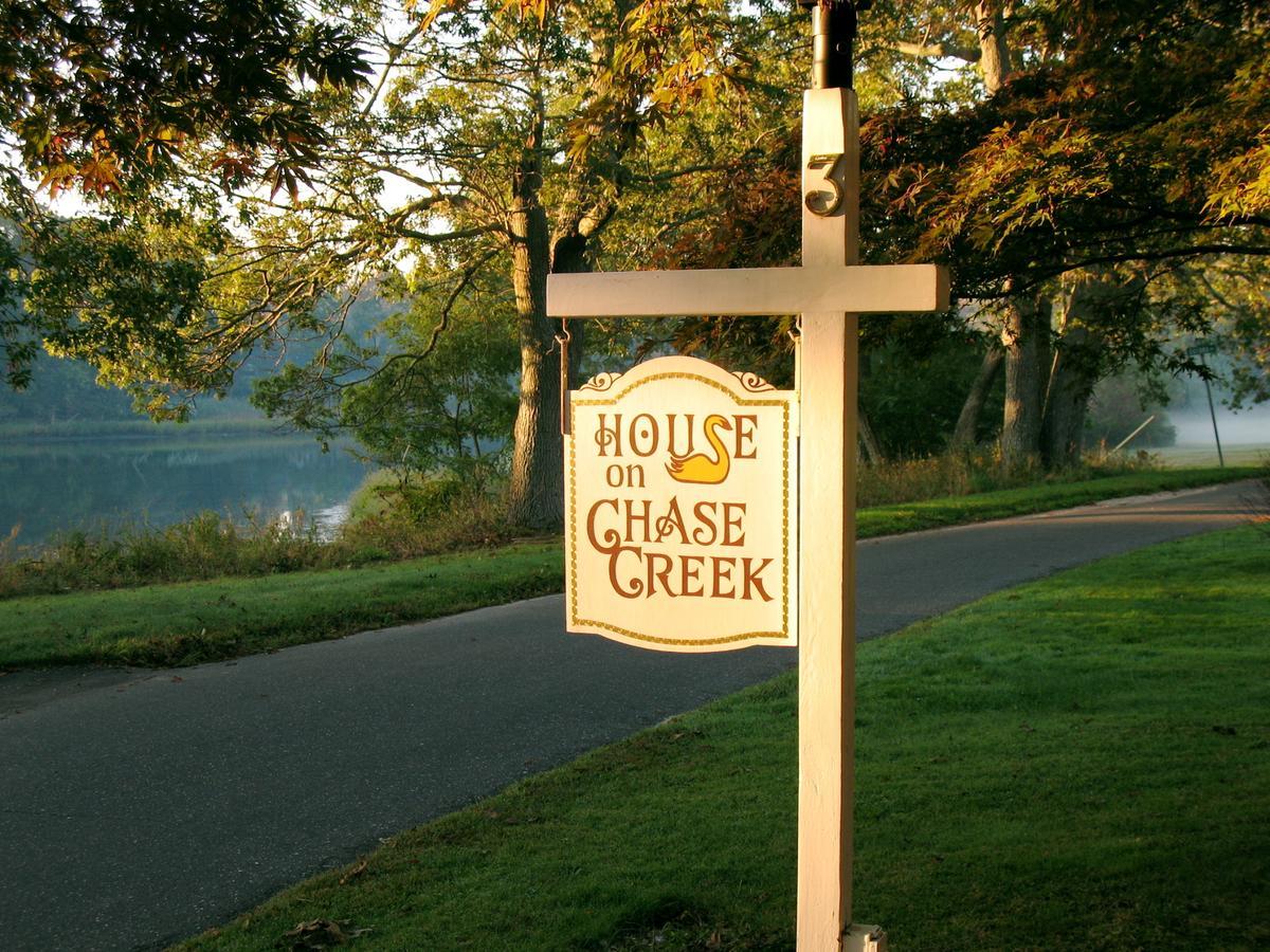 House On Chase Creek Bed & Breakfast Shelter Island Heights Ngoại thất bức ảnh